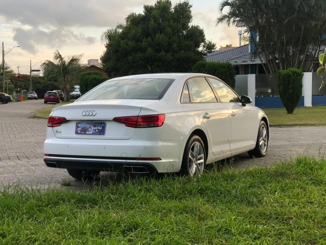 A4 Prestige 2.0 TFSi S-Tronic 2019 - Imagem 4