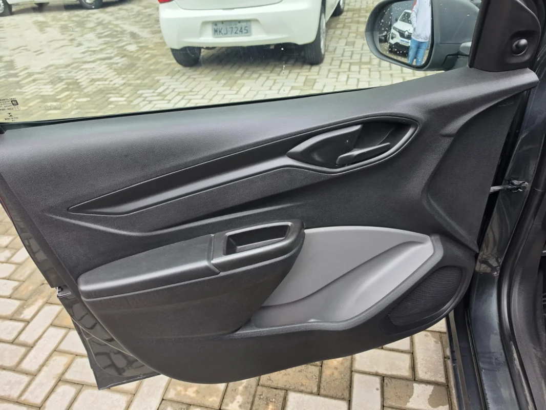 Onix Joy 1.0 Completo 2019 - Imagem 13
