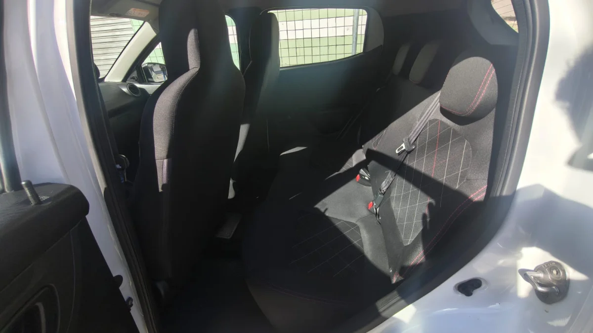 KWID Zen 1.0 Flex 12V 5p Mec. 2021 - Imagem 8