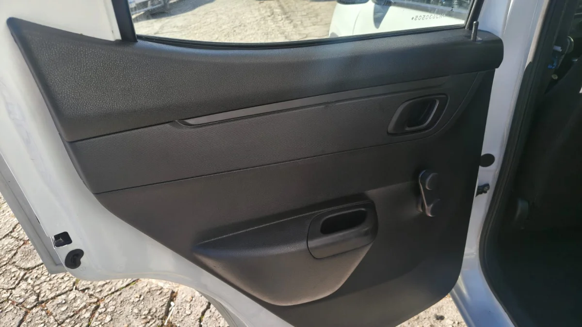 KWID Zen 1.0 Flex 12V 5p Mec. 2021 - Imagem 13
