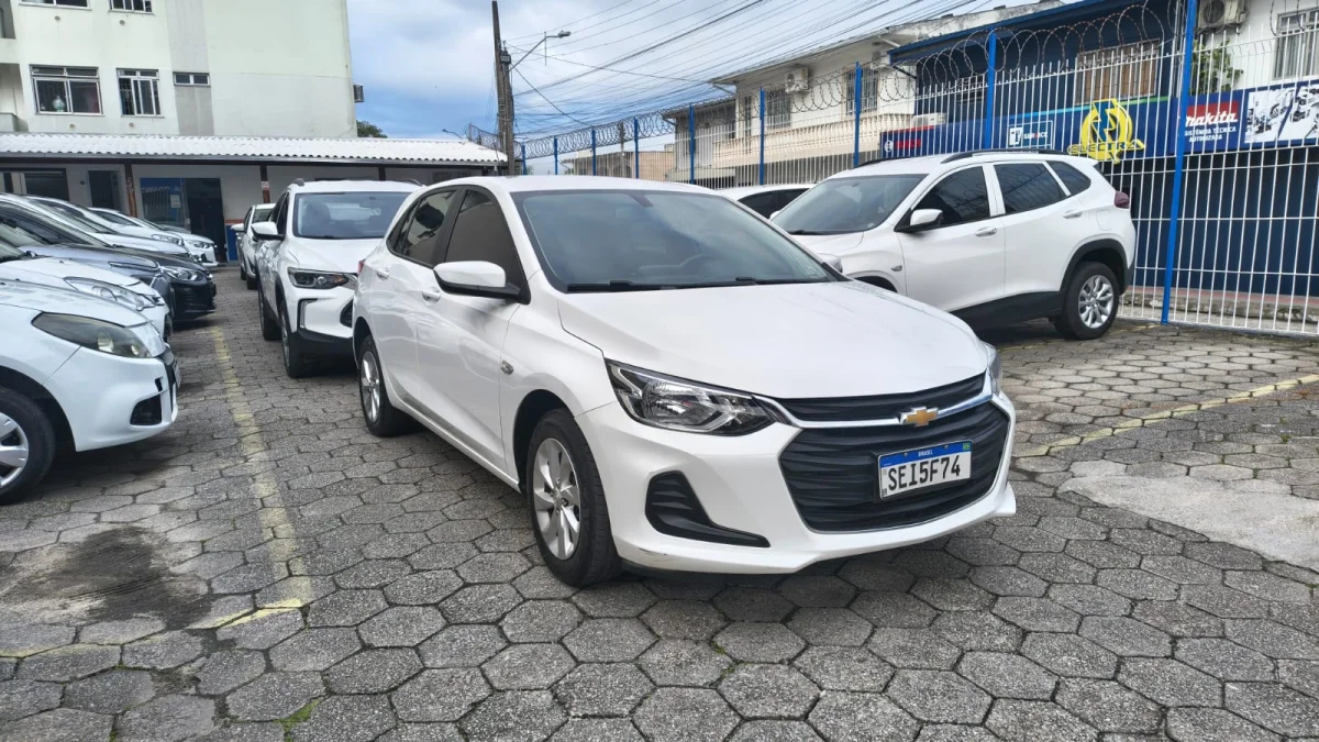 ONIX HATCH LT 1.0 12V TB Flex 5p Aut. 2023