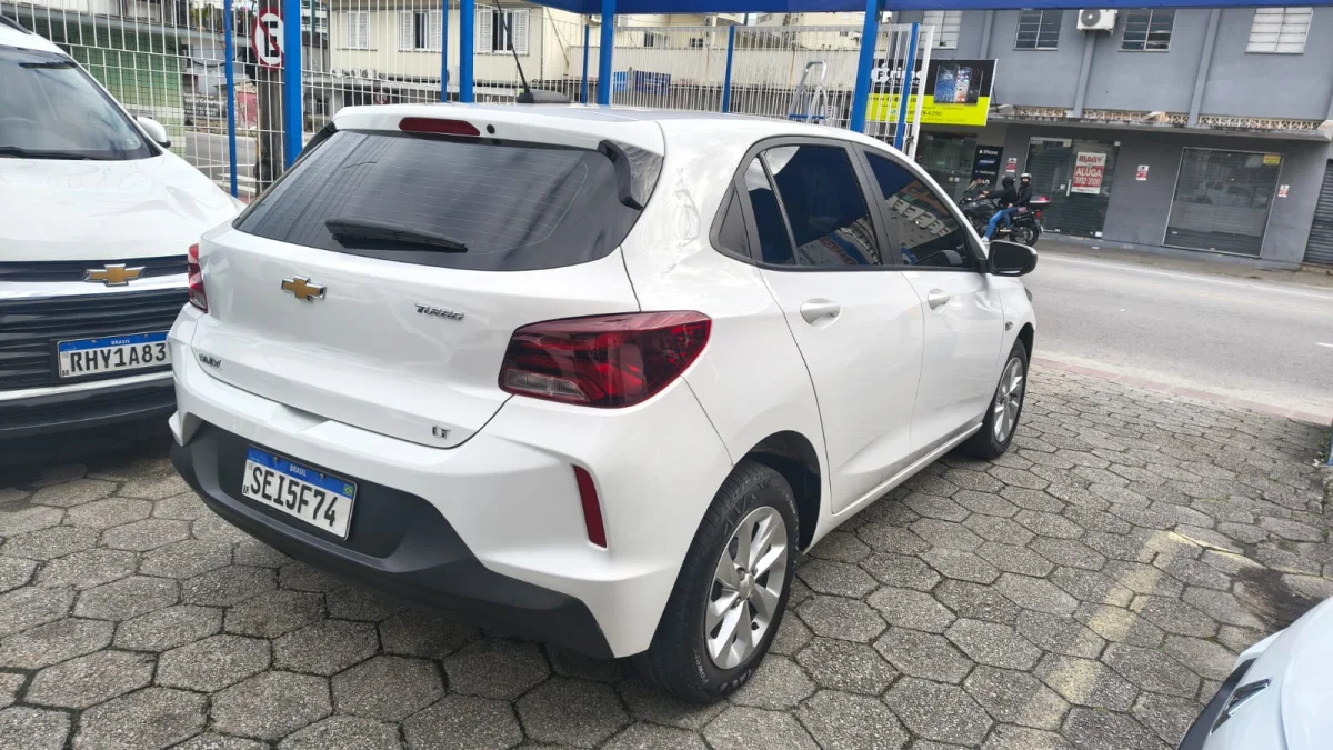 ONIX HATCH LT 1.0 12V TB Flex 5p Aut. 2023 - Imagem 16