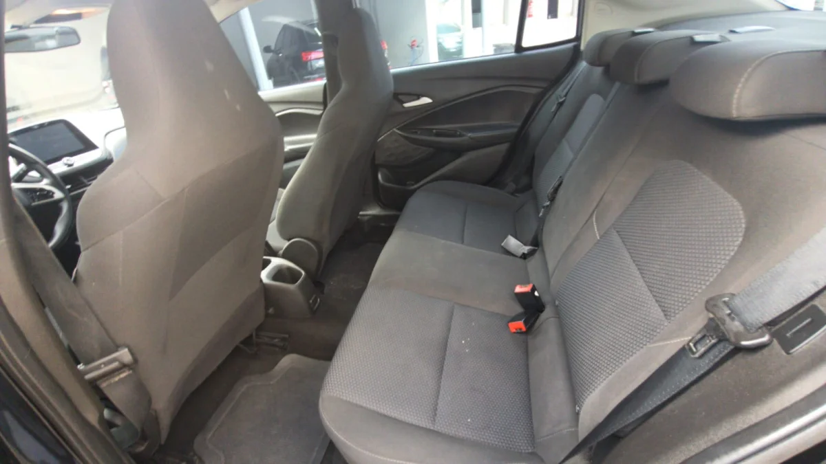 ONIX SEDAN Plus LT 1.0 12V Flex 4p Mec. 2022 - Imagem 8