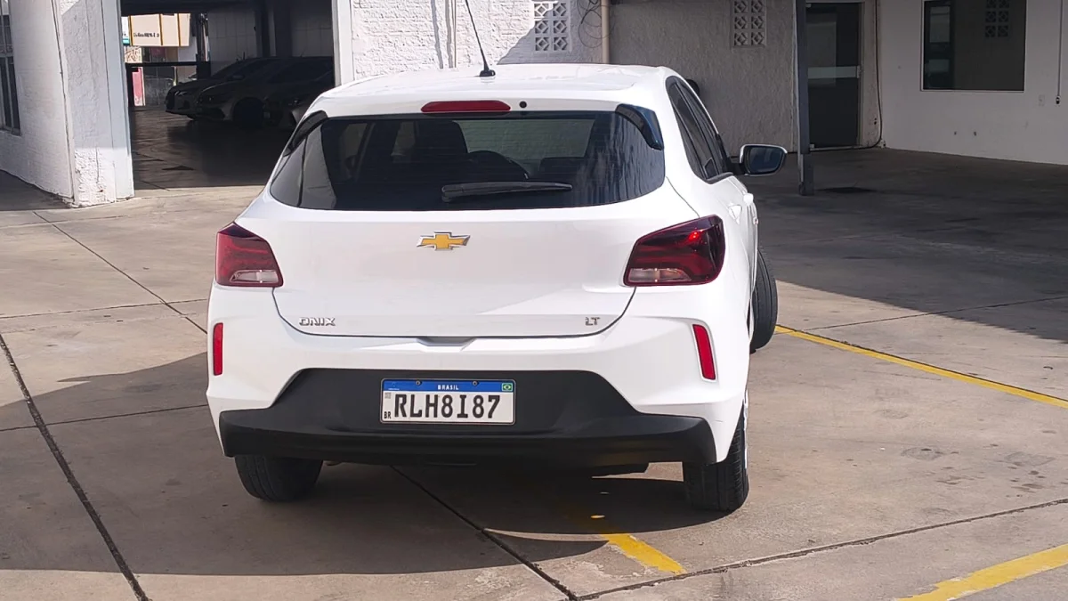 ONIX HATCH LT1 1.0 12V FLEX 2021 - Imagem 6