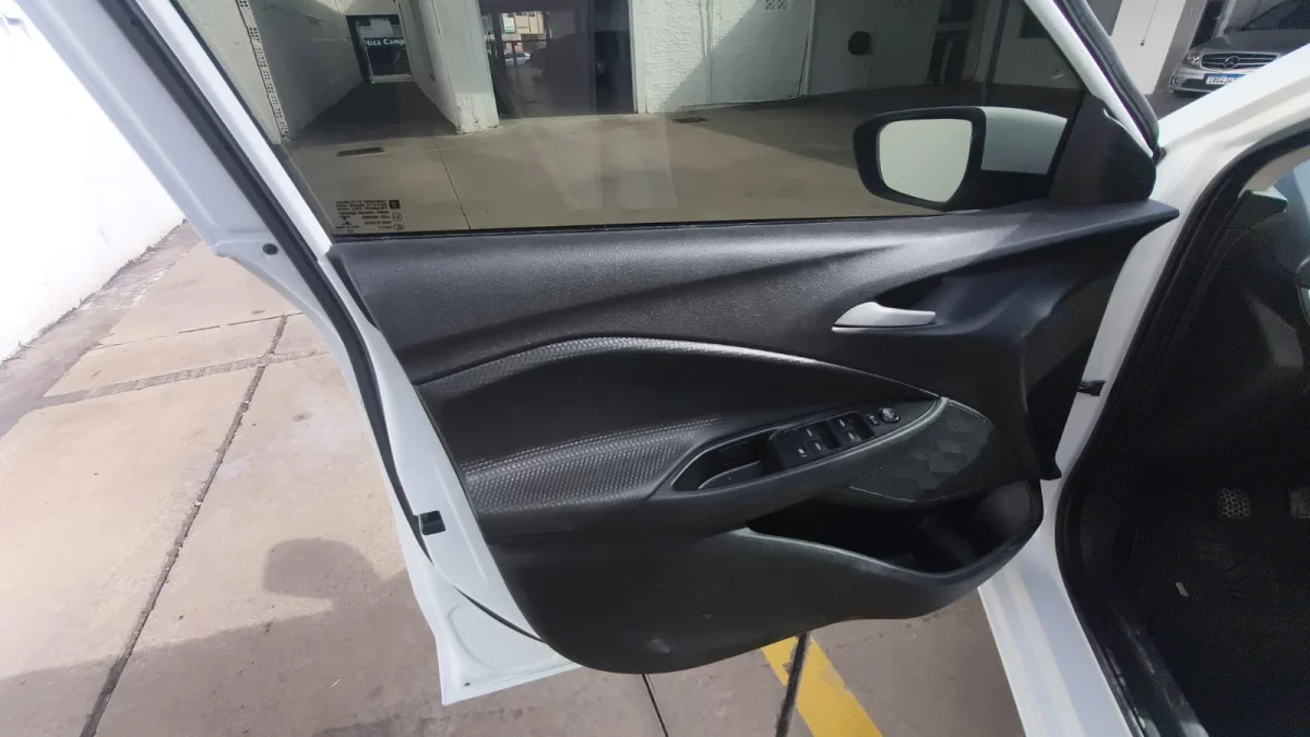 ONIX HATCH LT1 1.0 12V FLEX 2021 - Imagem 12