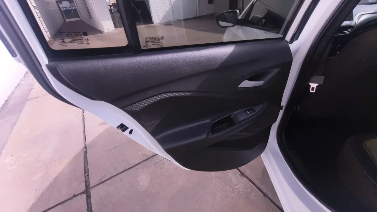 ONIX HATCH LT1 1.0 12V FLEX 2021 - Imagem 16
