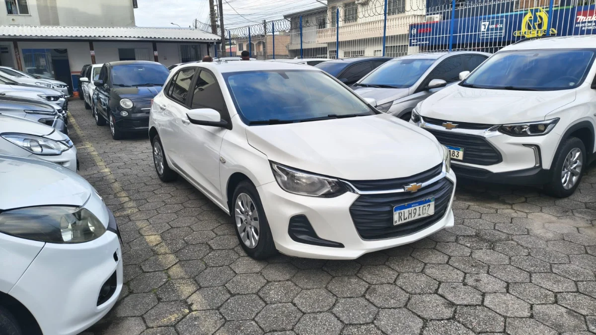 ONIX HATCH LT1 1.0 12V FLEX 2021