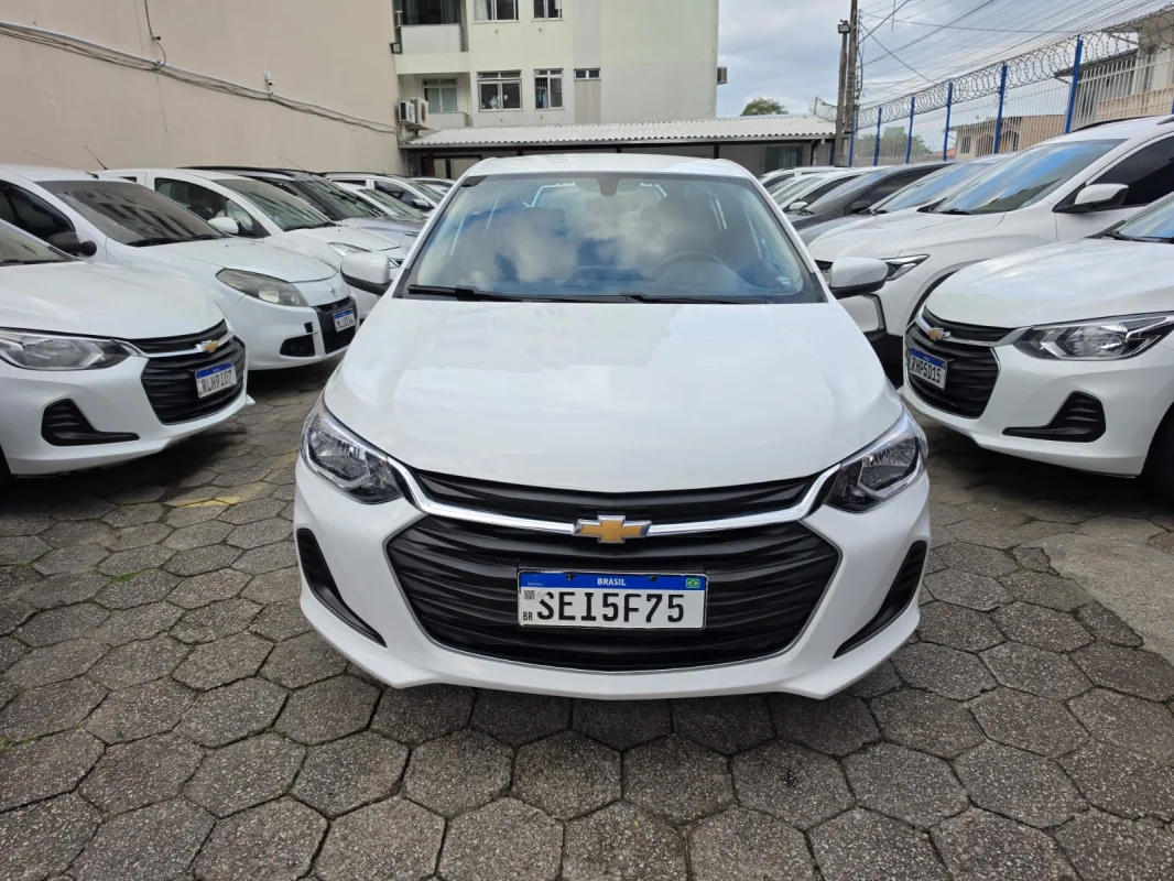 ONIX SEDAN Plus LT 1.0 TURBO Flex AUTOMÁTICO 2023 - Imagem 2