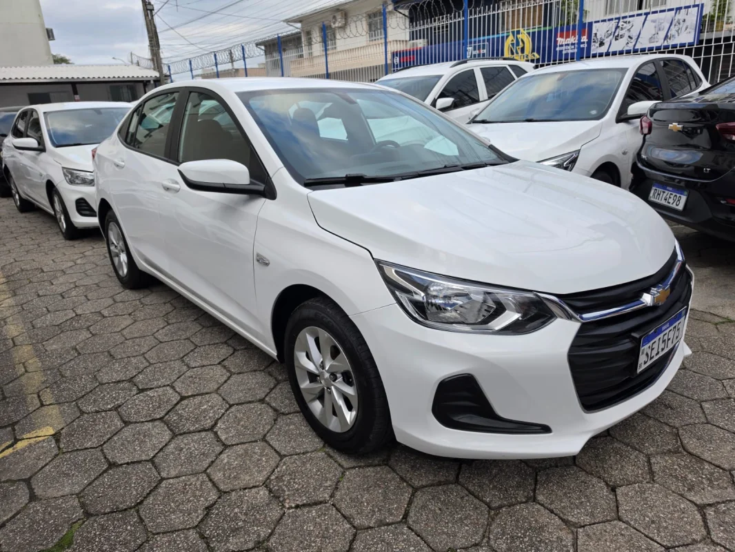ONIX SEDAN Plus LT 1.0 TURBO Flex AUTOMÁTICO 2023