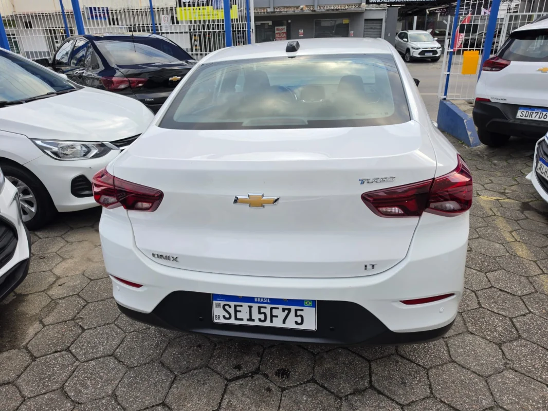 ONIX SEDAN Plus LT 1.0 TURBO Flex AUTOMÁTICO 2023 - Imagem 6