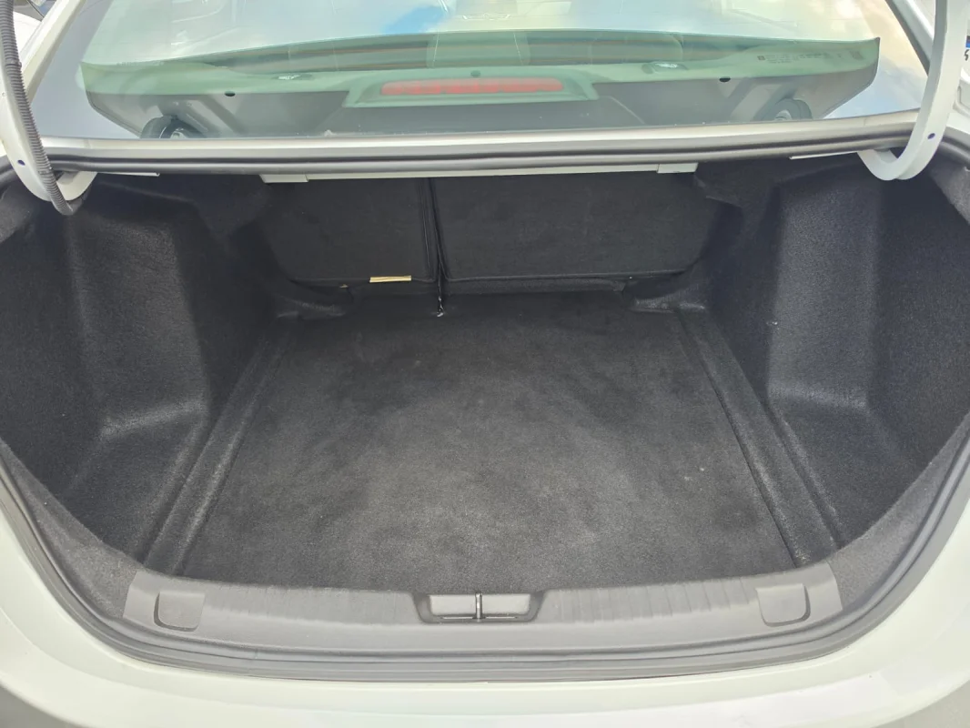 ONIX SEDAN Plus LT 1.0 TURBO Flex AUTOMÁTICO 2023 - Imagem 13