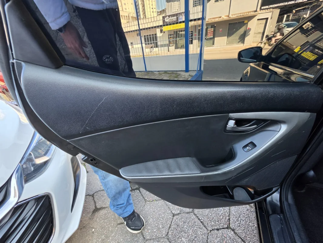 Elantra GLS 2.0 16V Flex Aut. 2016 - Imagem 9
