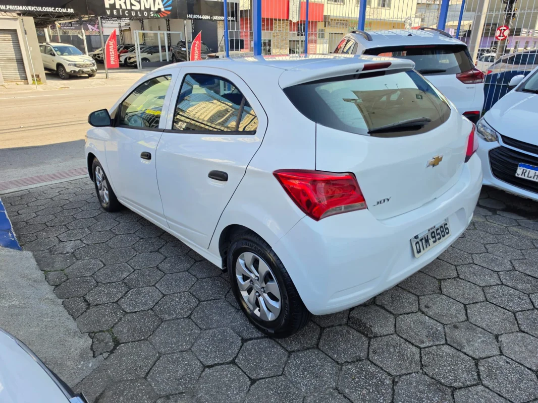 ONIX HATCH Joy 1.0 8V Flex 5p Mecânico 2020 - Imagem 3