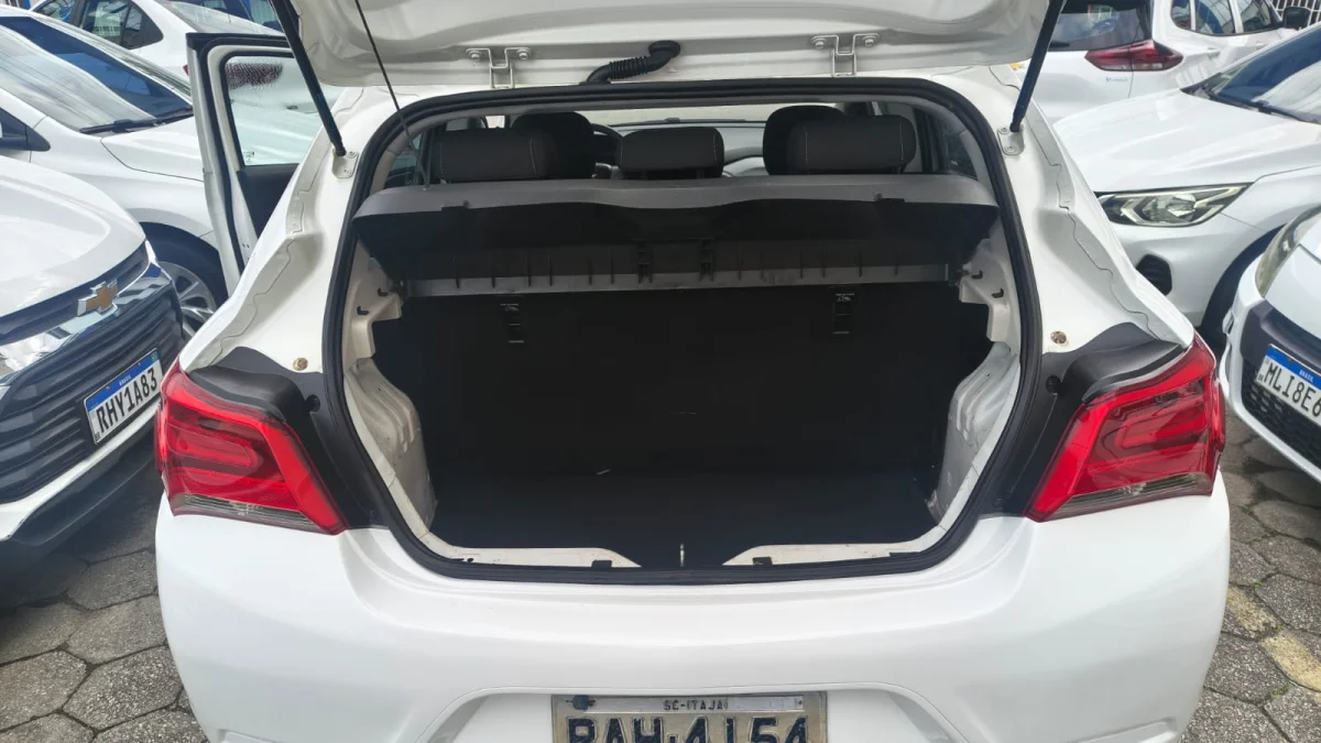 ONIX HATCH Joy 1.0 8V Flex 5p Mec. 2020 - Imagem 13