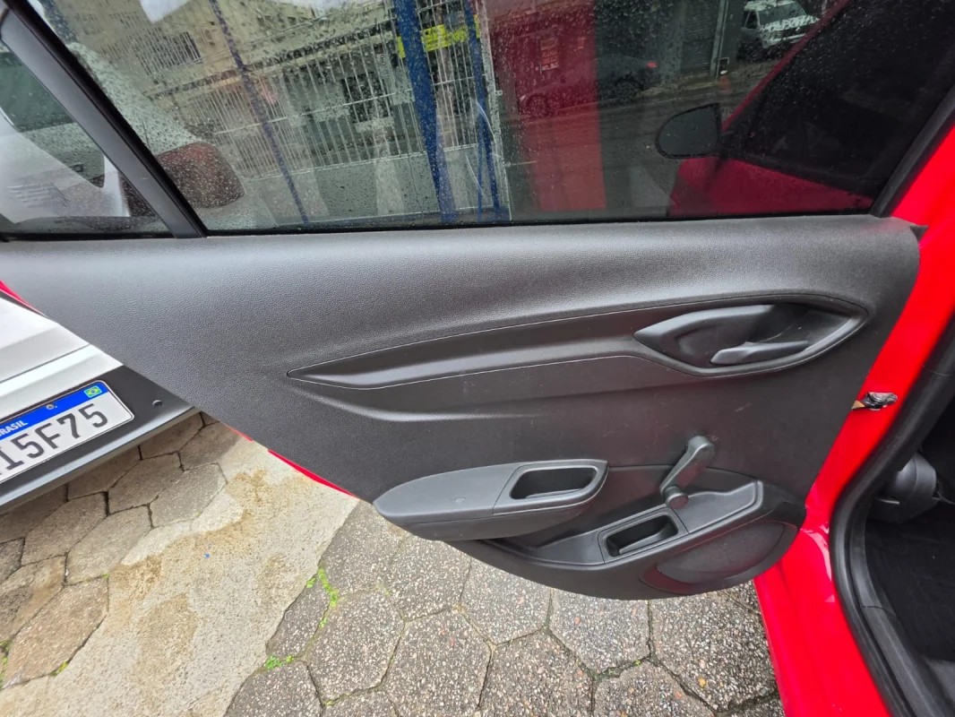 Onix LS 1.0 Mec 2016 - Imagem 14