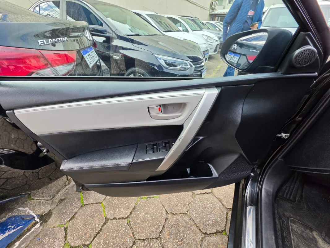 Corolla GLi 1.8 Flex 16V Automático 2017 - Imagem 12