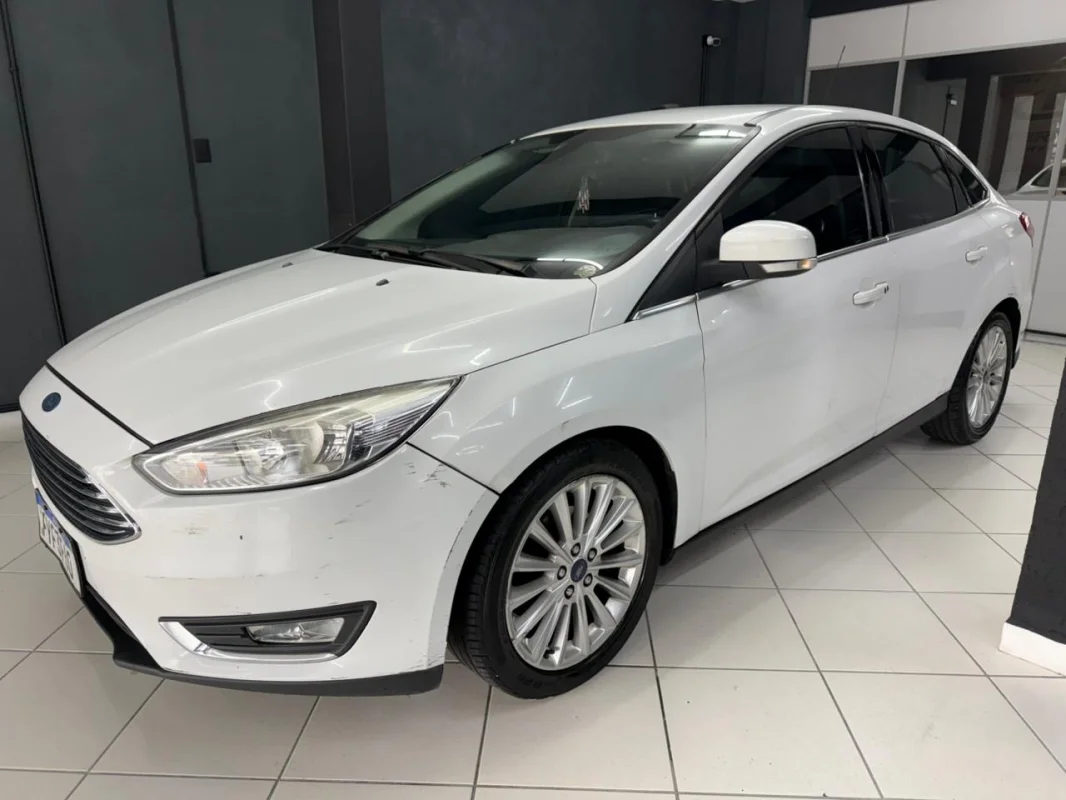 Focus Titanium 2.0 completo automático 2016 - Imagem 4