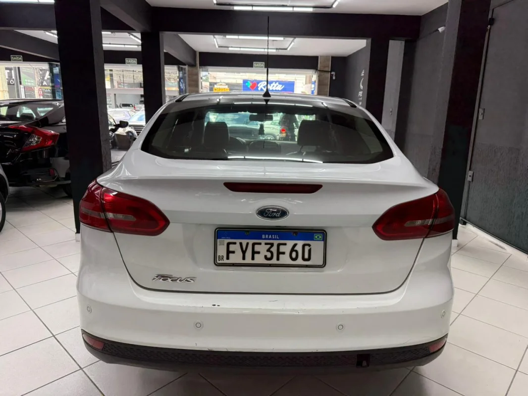 Focus Titanium 2.0 completo automático 2016 - Imagem 6