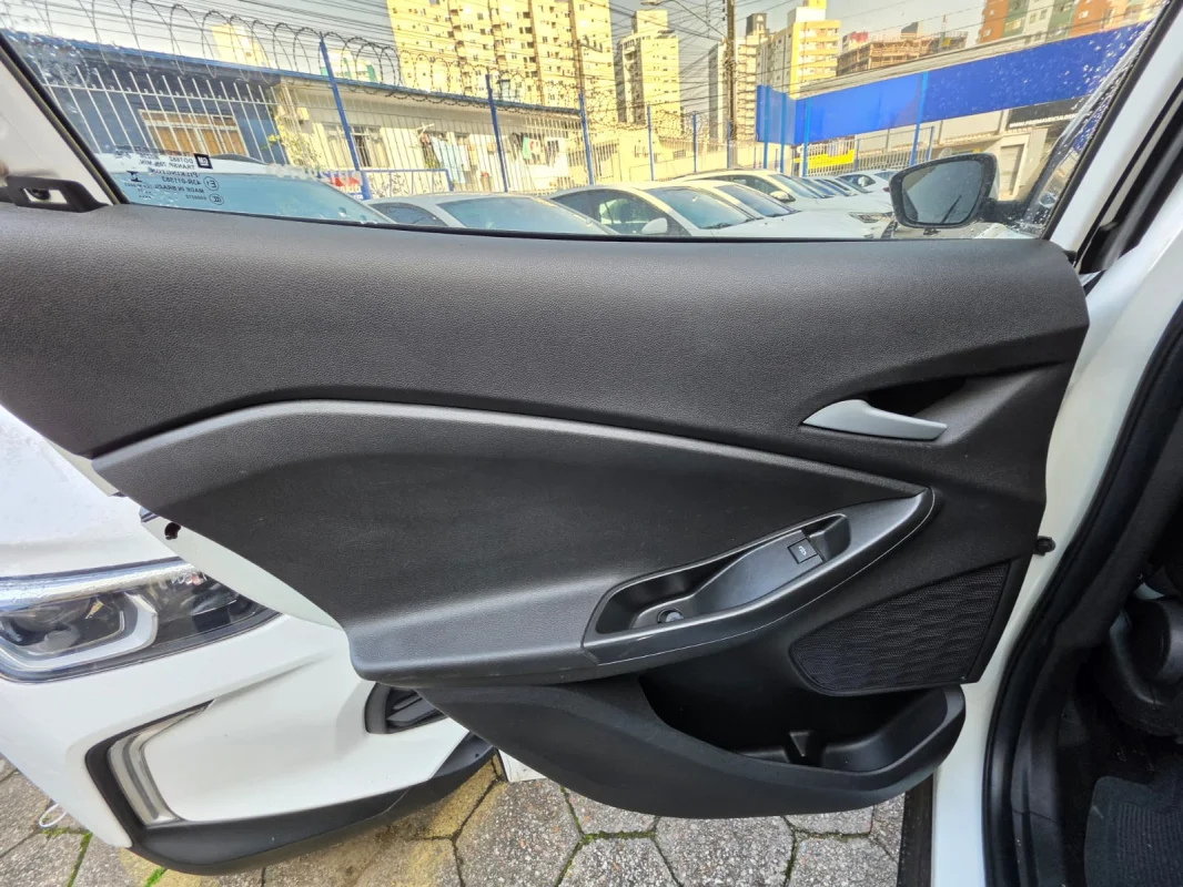 TRACKER LT TURBO 1.0 AUTOMÁTICO 2023 - Imagem 15