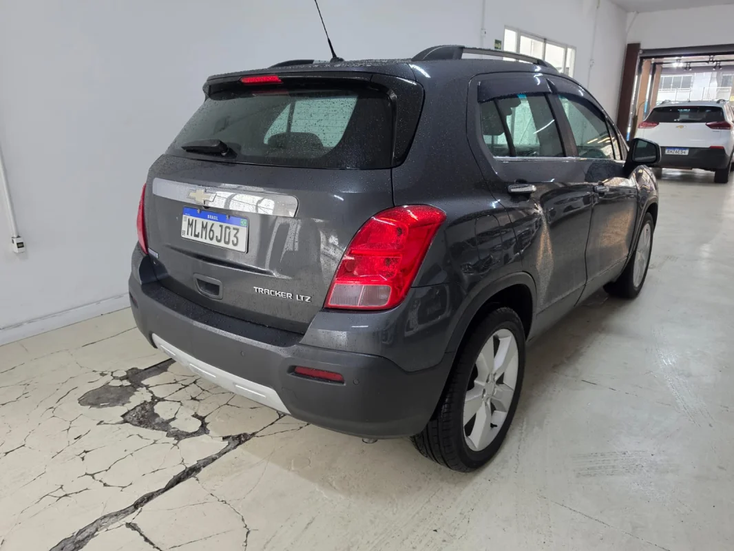 Tracker LTZ 1.8 Aut. Completa 2014 - Imagem 5