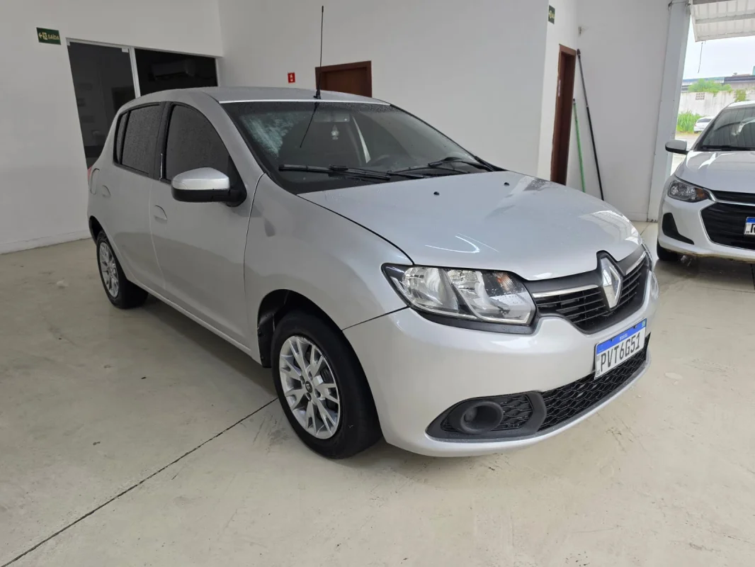 Sandero Expression 1.6 Completo 2015