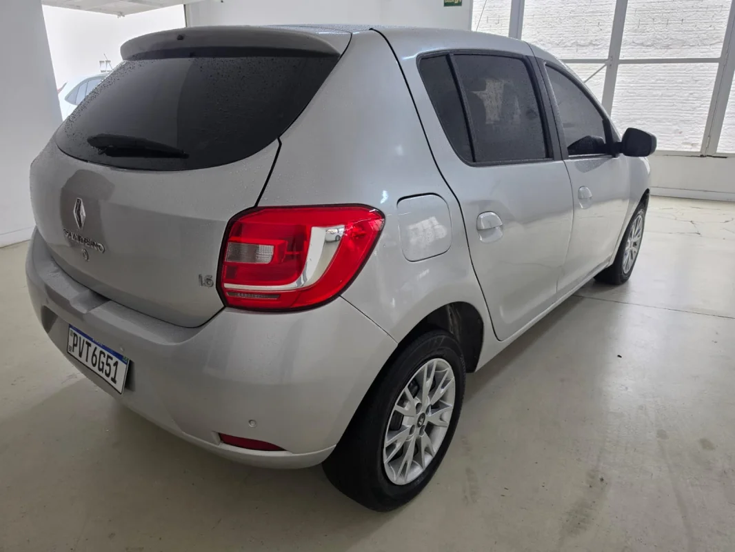 Sandero Expression 1.6 Completo 2015 - Imagem 3