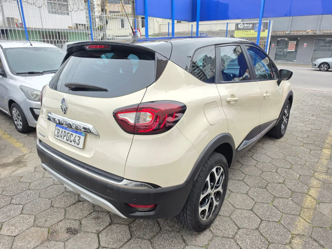 CAPTUR Intense 1.6 16V Flex 5p Automática 2018 - Imagem 5