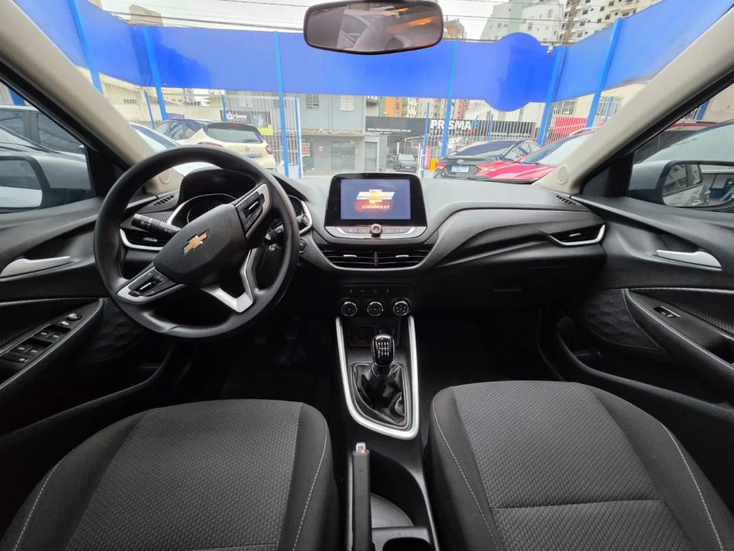 ONIX HATCH LT 1.0 12V Flex 5p Mecânico 2023 - Imagem 2