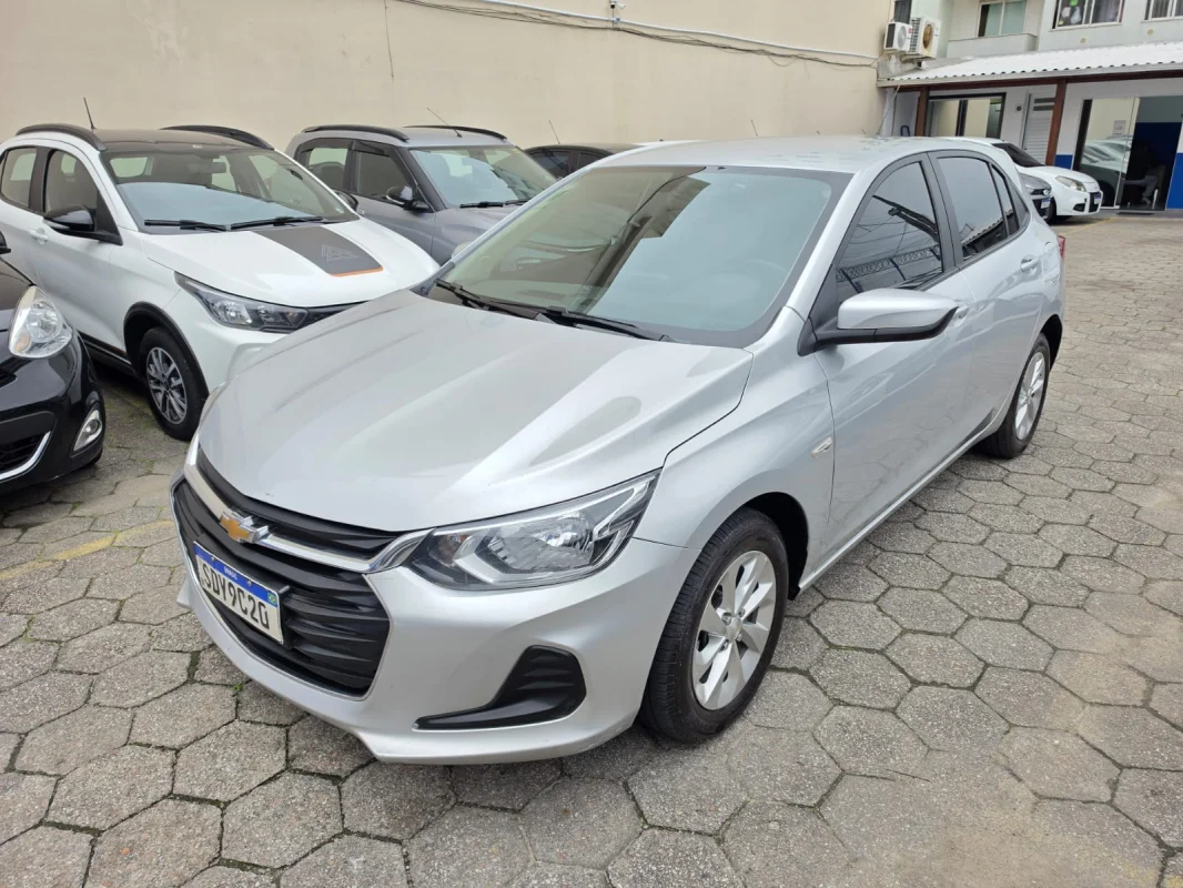 ONIX HATCH LT 1.0 12V Flex 5p Mecânico 2023 - Imagem 10