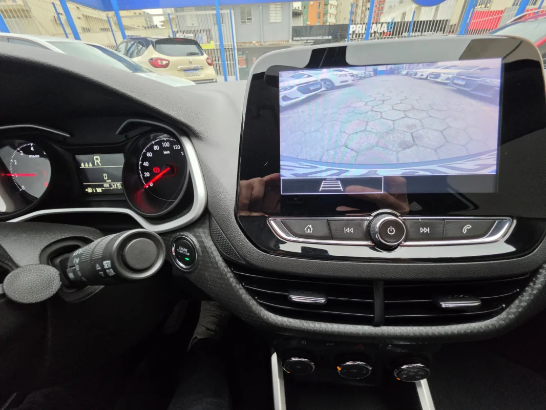 ONIX HATCH LT 1.0 12V Flex 5p Mecânico 2023 - Imagem 16