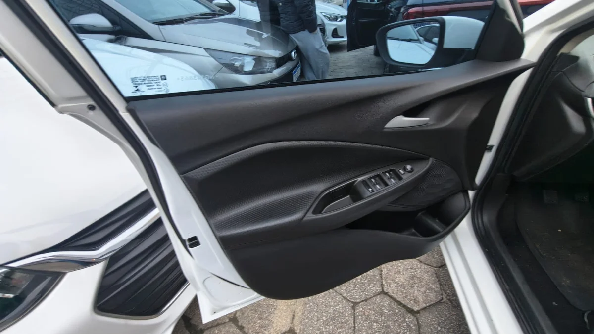ONIX HATCH LT2 1.0 12V FLEX 2022  - Imagem 2
