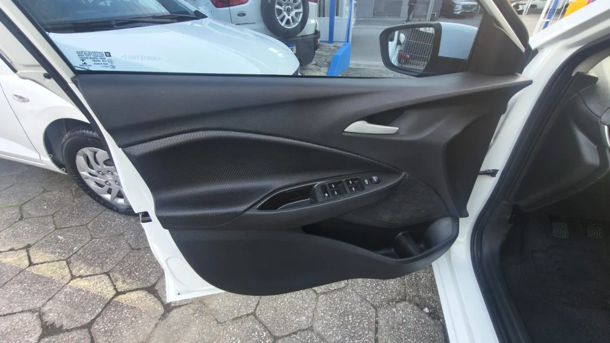 ONIX HATCH LT2 1.0 12V FLEX 2022  - Imagem 14