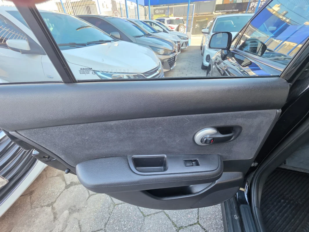 TIIDA Sedan 1.8 16V Flex Fuel 4p 2012 - Imagem 13