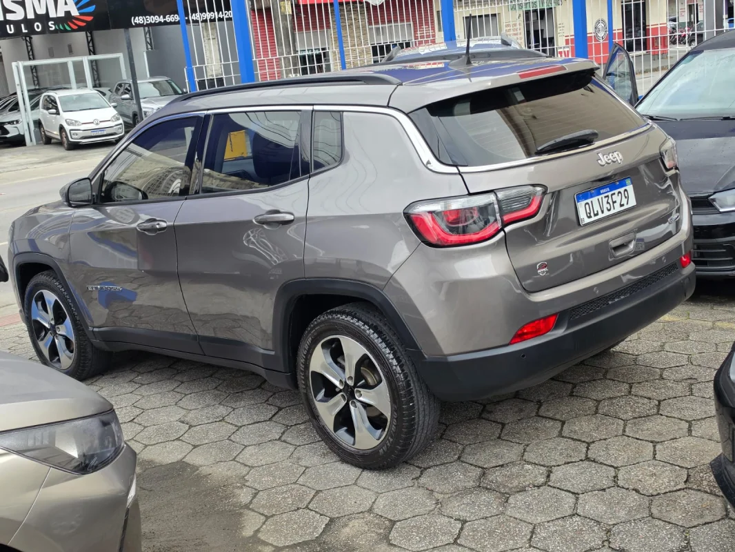 COMPASS LONGITUDE 2.0 4x2 Flex 16V Automatica 2018 - Imagem 5