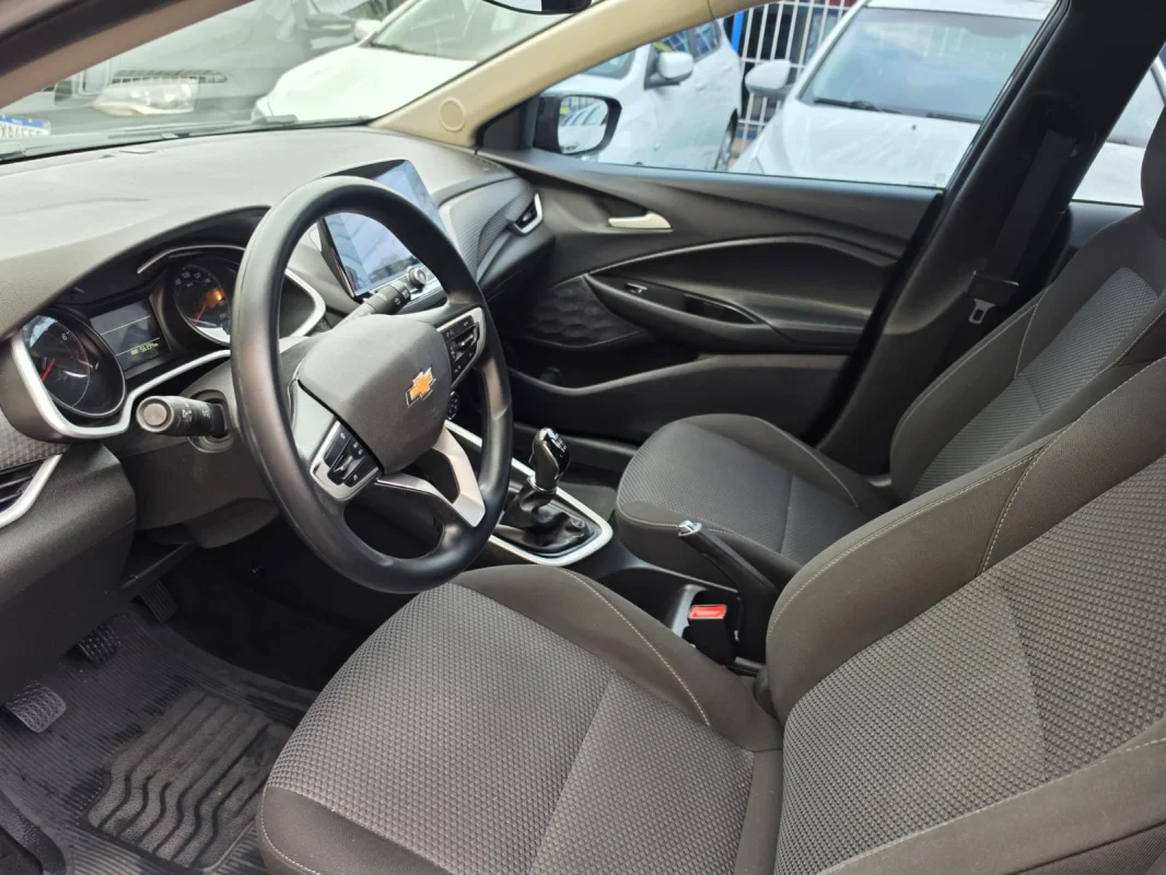 Onix Hatch LT2 1.0 Completo 2024 - Imagem 9
