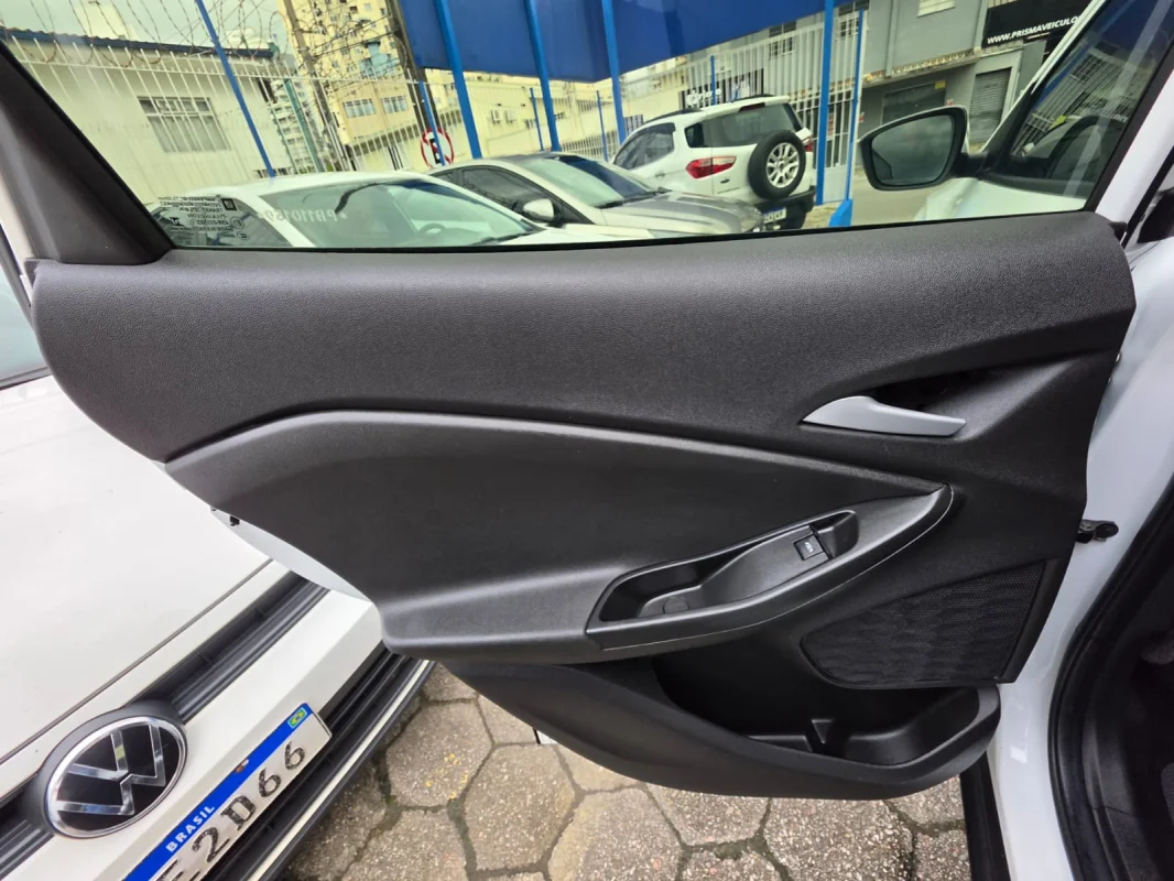 TRACKER LT TURBO 1.0 AUTOMÁTICO 2023 - Imagem 15