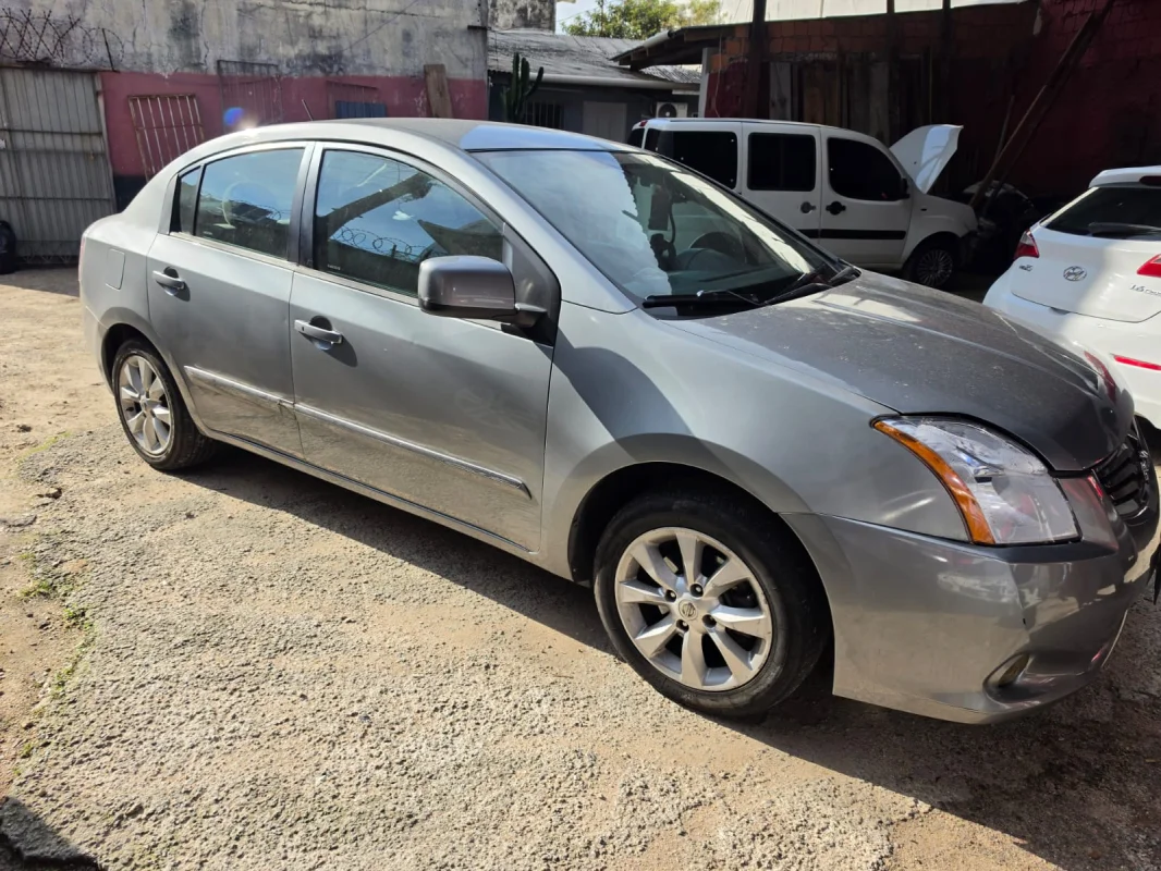 Sentra S 2.0 Aut. GNV 2012