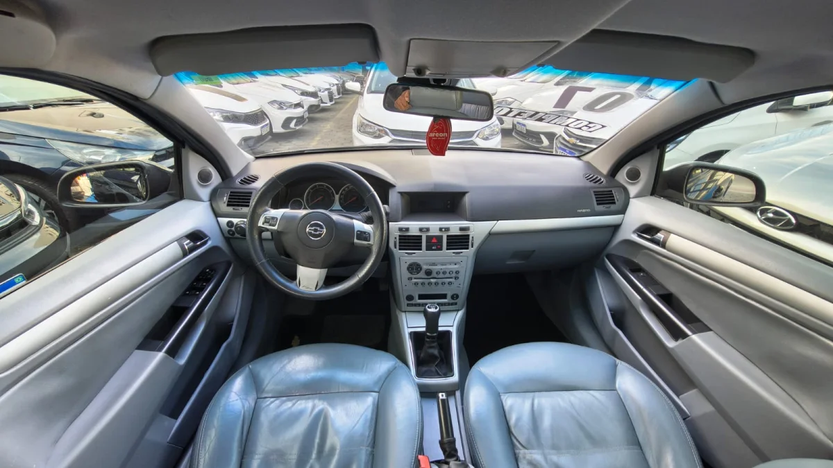Vectra Elegan. 2.0 MPFI 8v 2007 completo - Imagem 7