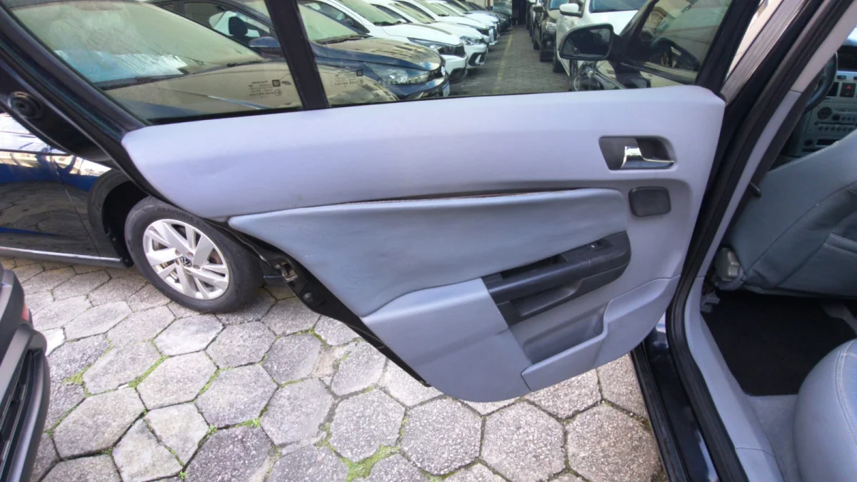 Vectra Elegan. 2.0 MPFI 8v 2007 completo - Imagem 13