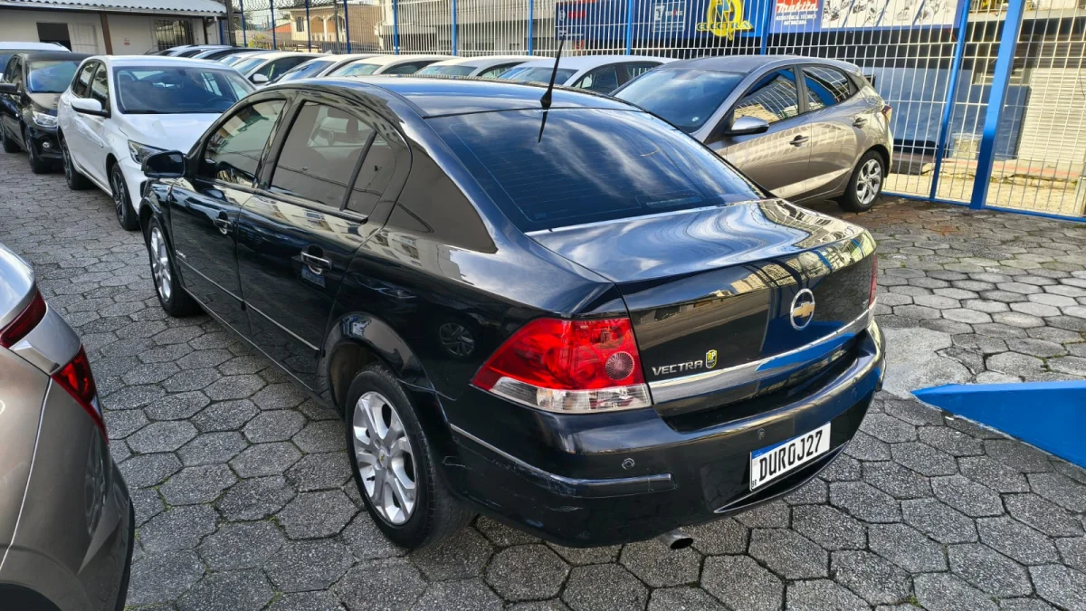 Vectra Elegan. 2.0 MPFI 8v 2007 completo - Imagem 5