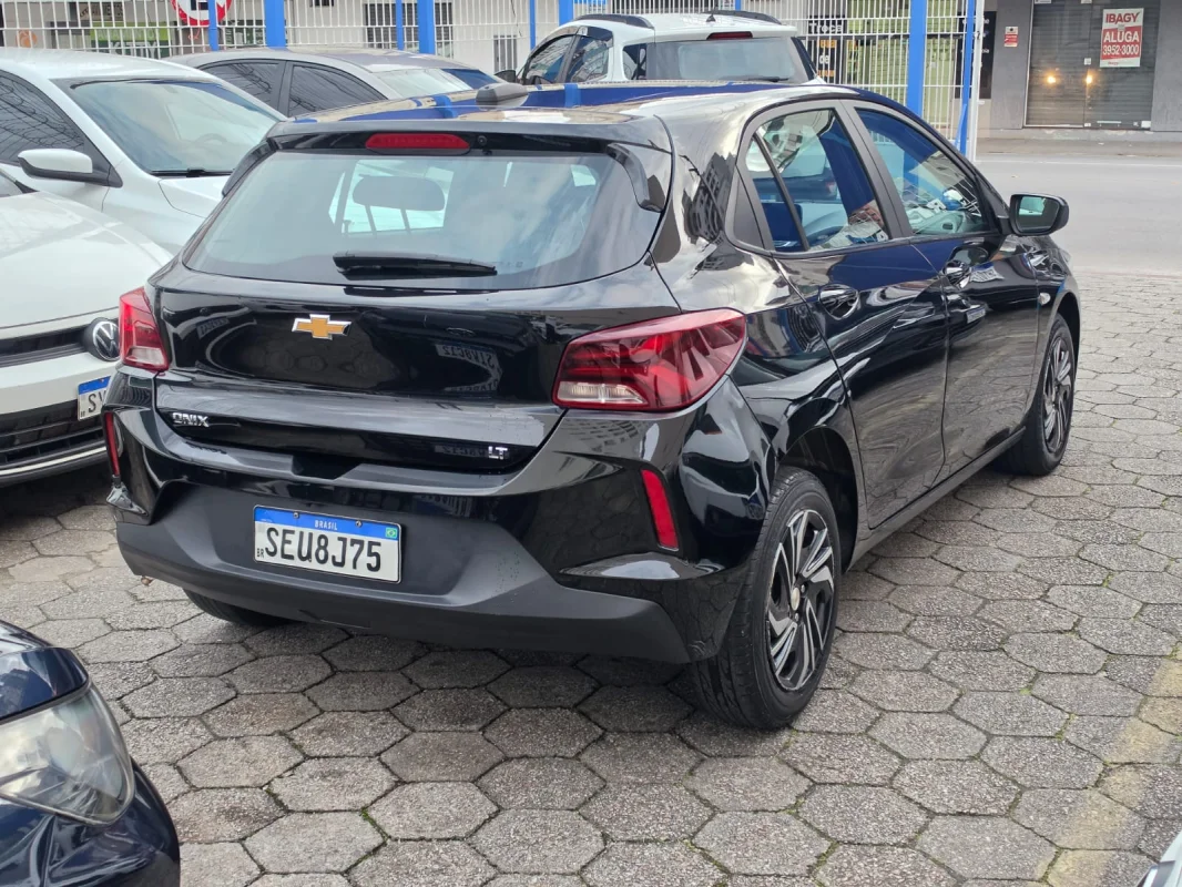 Onix Hatch LT2 1.0 Completo 2024 - Imagem 15