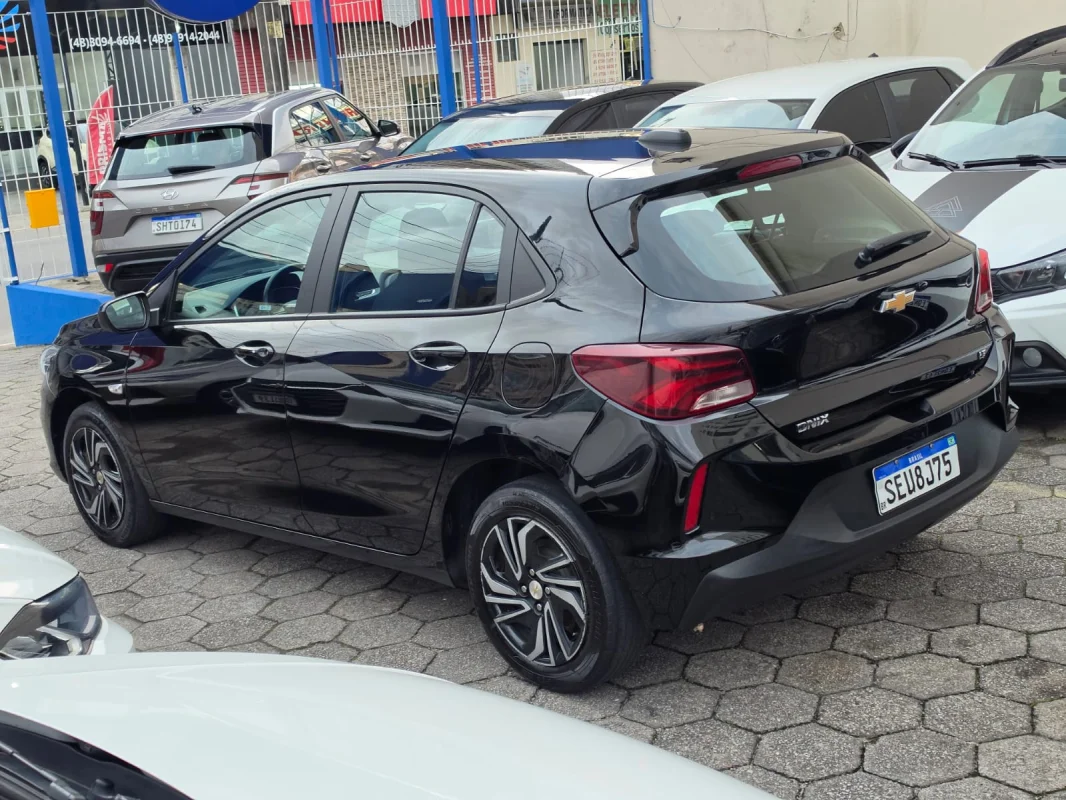 Onix Hatch LT2 1.0 Completo 2024 - Imagem 16