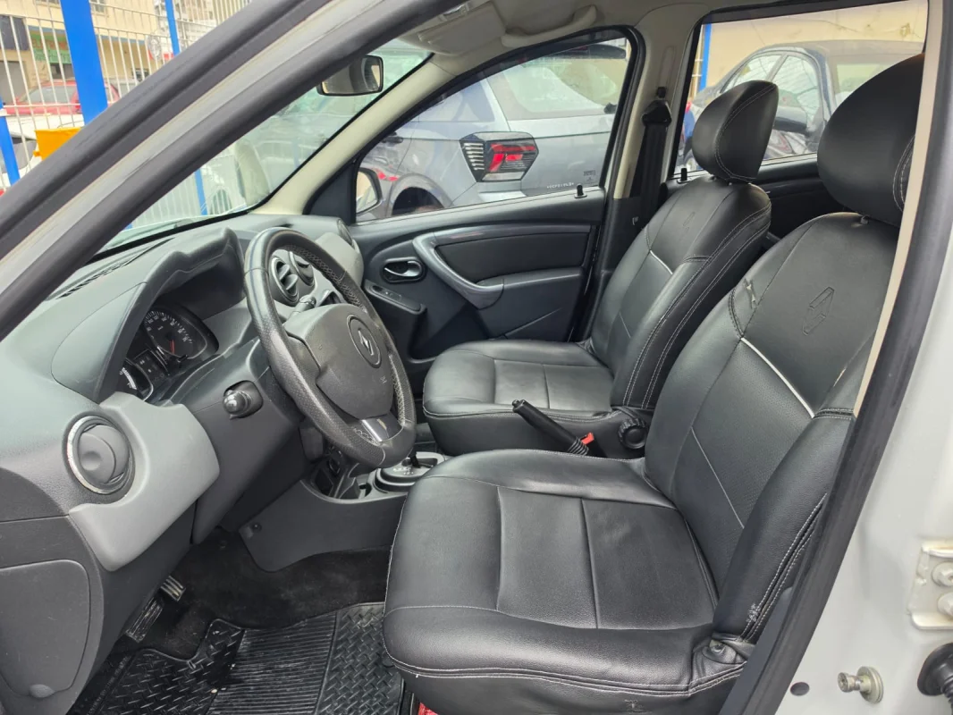 DUSTER Dynamique 2.0 Flex 16V Automático 2014 - Imagem 4