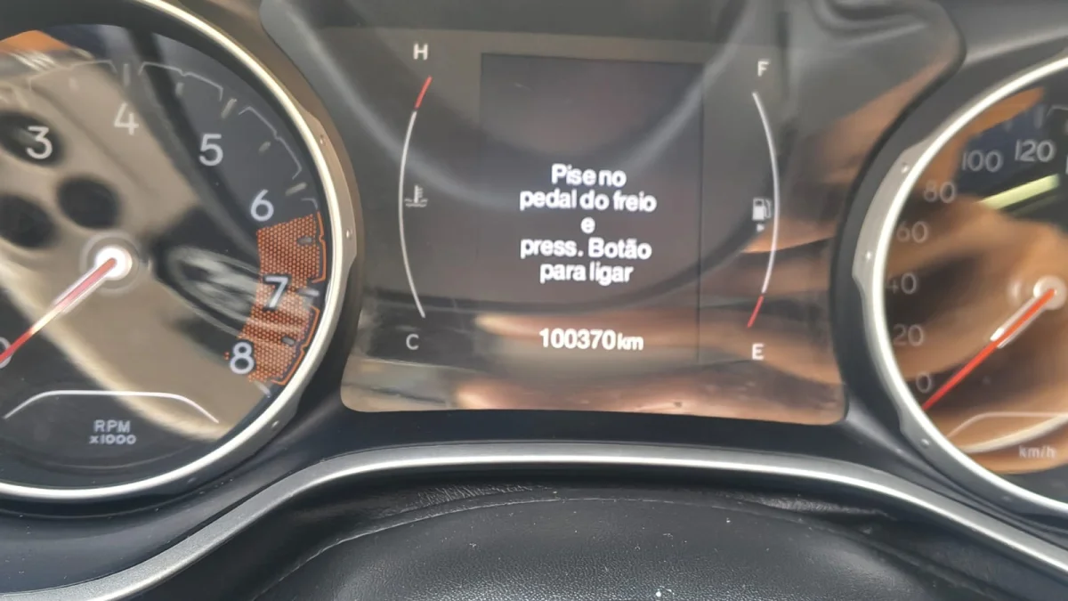COMPASS LONGITUDE 2.0 4x2 Flex 16V 2017 - Imagem 9