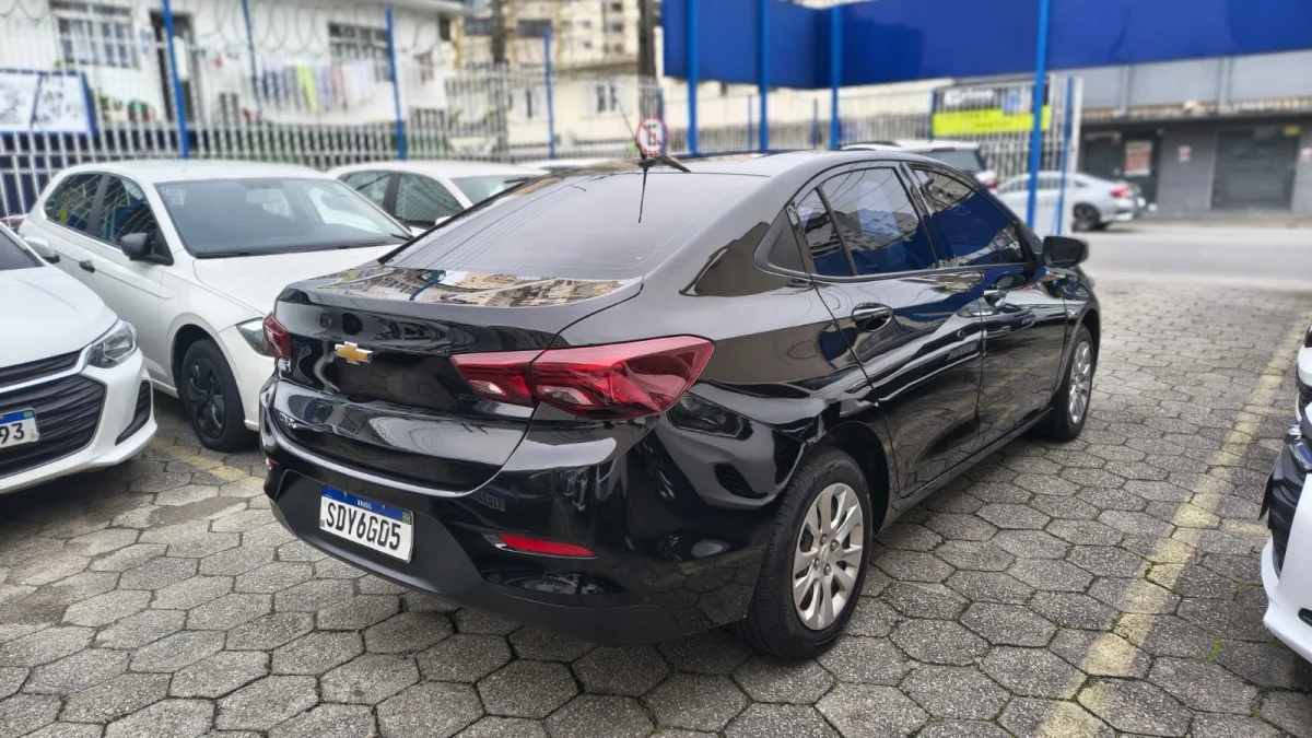 ONIX SEDAN Plus LT1 1.0 12V Flex 4p Mec   2023 - Imagem 12