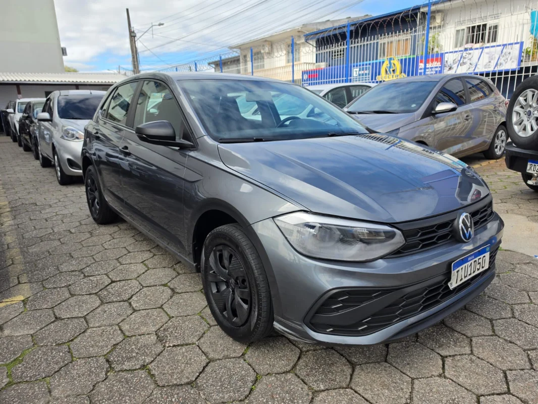 Polo 1.0 track Mec. Completo 2025