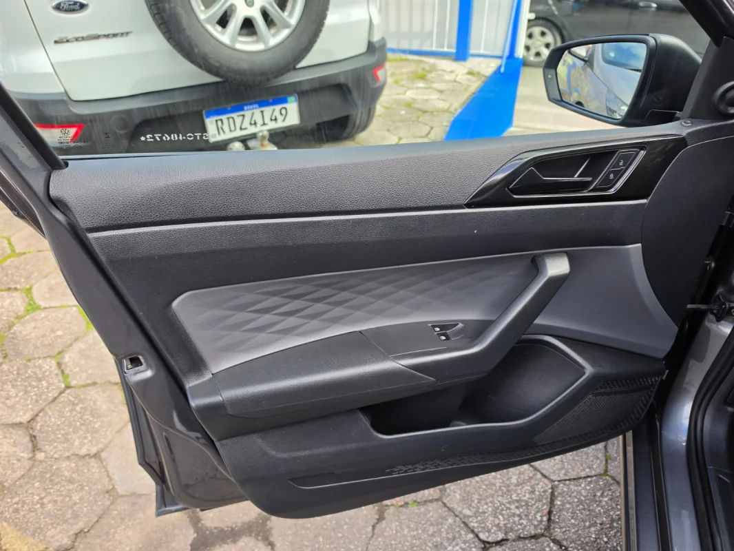 Polo 1.0 track Mec. Completo 2025 - Imagem 9