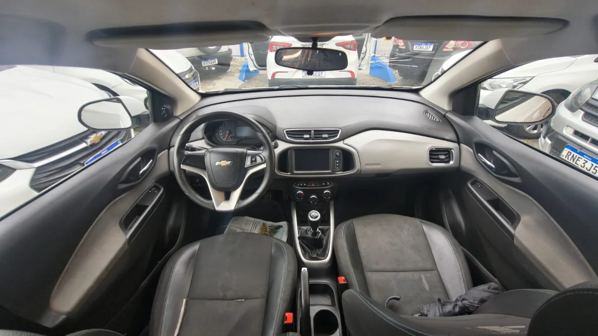 ONIX HATCH LT 1.0 8V FlexPower 5p Mec 2019 - Imagem 14