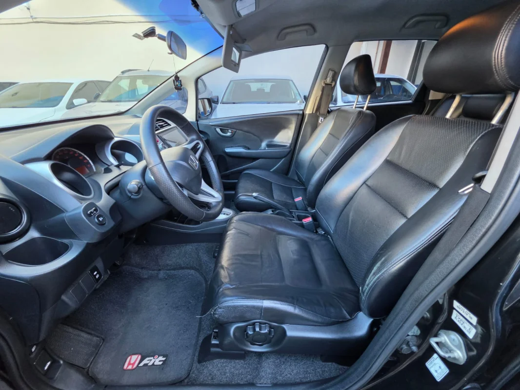 Fit LX 1.4/ 1.4 Flex 8V/16V 5p Automático 2014 - Imagem 3