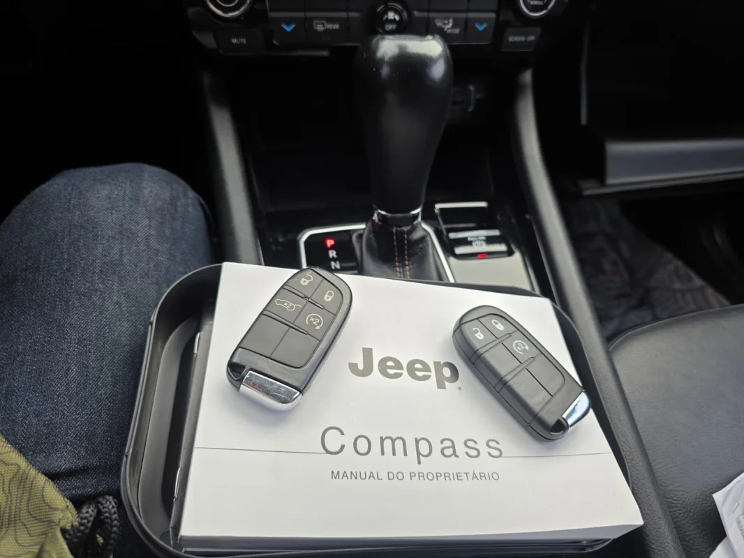 Compass Limited T270 1.3 Turbo Flex 2023 - Imagem 13